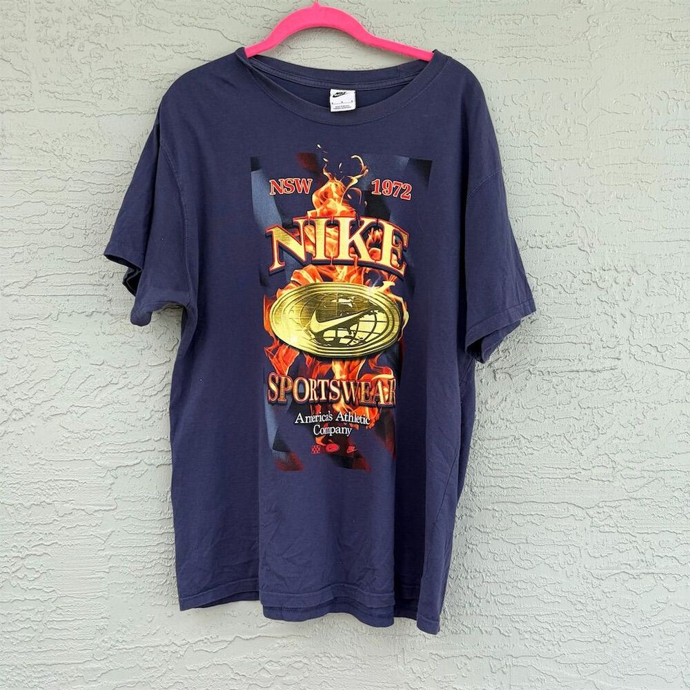 Nike Men's Blue Graphic Print T-Shirt Size M Sportswear Vintage Style